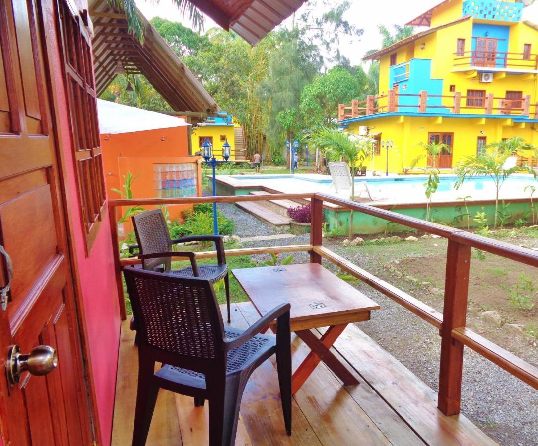 Livingston Resort Hotel المظهر الخارجي الصورة
