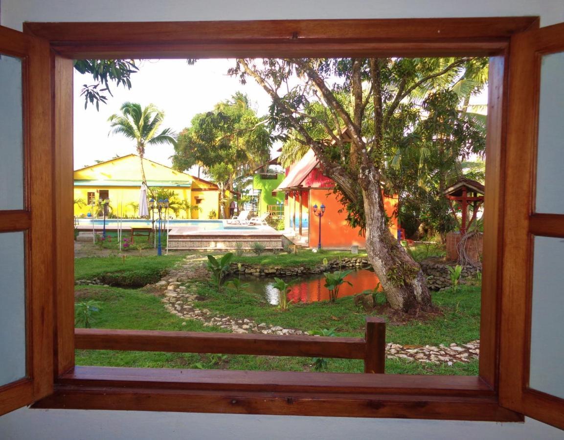 Livingston Resort Hotel المظهر الخارجي الصورة