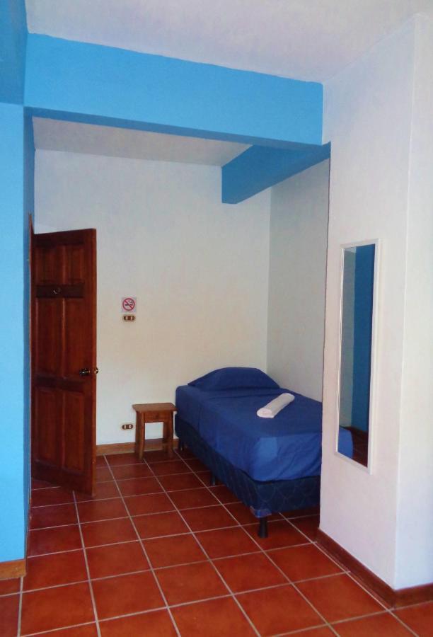 Livingston Resort Hotel المظهر الخارجي الصورة