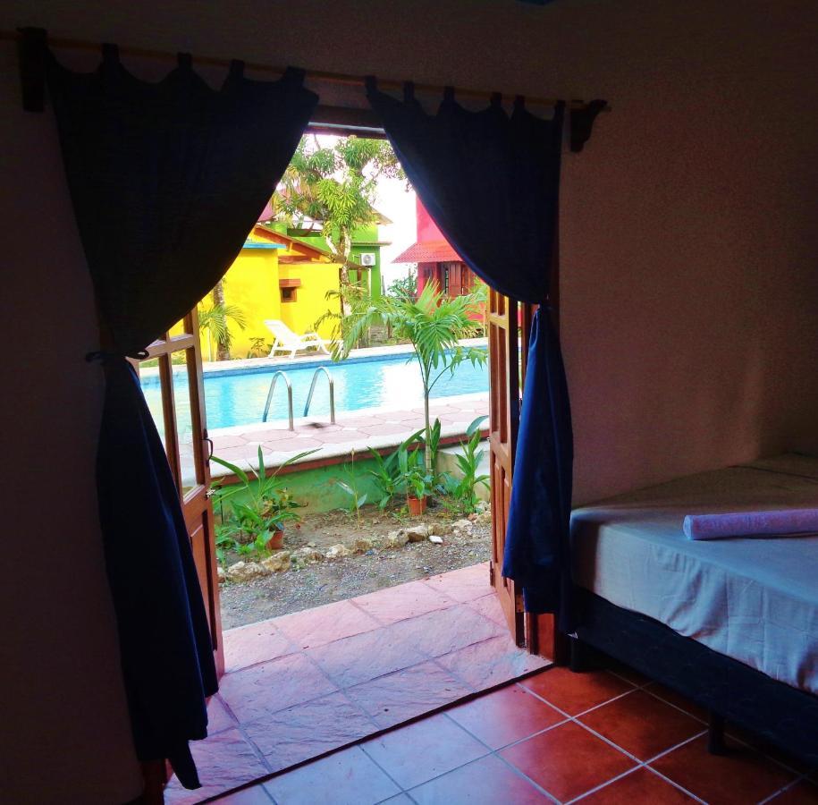 Livingston Resort Hotel المظهر الخارجي الصورة